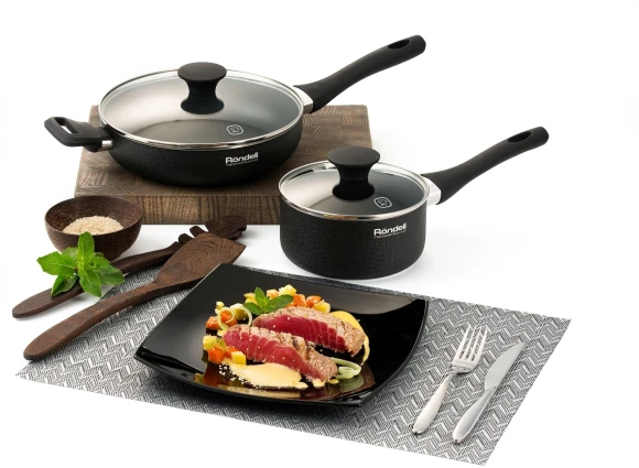 Сковорода Rondell Infinity RDA-573 круглая 28см покрытие: Xylan Plus ручка несъемная (без крышки) черный