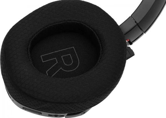 Наушники с микрофоном A4Tech Bloody MR720 черный мониторные BT/Radio оголовье (MR720 BLACK) Наушники с микрофоном A4Tech Bloody MR720 черный мониторные BT/Radio оголовье (MR720 BLACK)