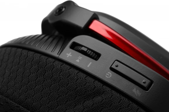 Наушники с микрофоном A4Tech Bloody MR720 черный мониторные BT/Radio оголовье (MR720 BLACK) Наушники с микрофоном A4Tech Bloody MR720 черный мониторные BT/Radio оголовье (MR720 BLACK)