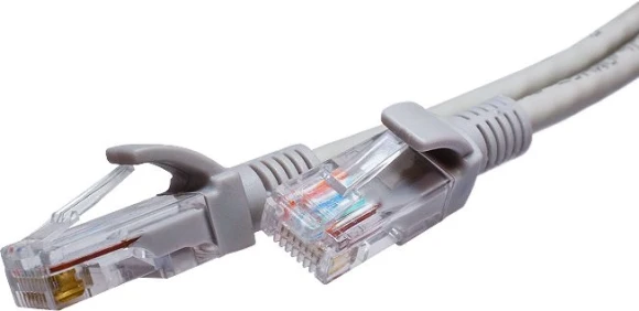Патч-корд Suprlan 10-0142 UTP RJ-45 вил.-вилка RJ-45 кат.5E 1м серый LSZH 26AWG