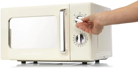Микроволновая Печь Gorenje MO20E1HRL 20л. 700Вт бежевый
