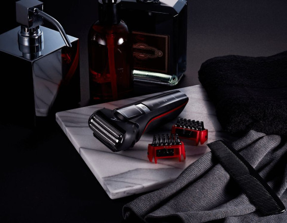 Бритва сетчатая Panasonic ES-LL41 реж.эл.:3 питан.:аккум. серебристый Бритва сетчатая Panasonic ES-LL41 реж.эл.:3 питан.:аккум. серебристый