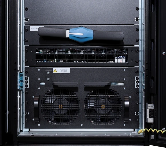 Шкаф системный Ippon BlackRock 600K 1993044 напольный 2020мм 1200мм 1100мм Шкаф системный Ippon BlackRock 600K 1993044 напольный 2020мм 1200мм 1100мм