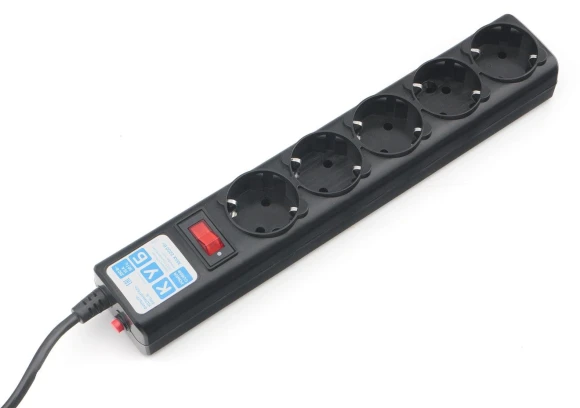 Сетевой фильтр Powercube SPG5-C5 5м (5 розеток) черный (коробка)