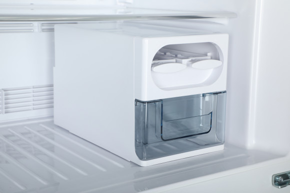 Холодильник Hitachi R-VG660PUC7-1 GBK 2-хкамерн. черный стекло инвертер Холодильник Hitachi R-VG660PUC7-1 GBK 2-хкамерн. черный стекло инвертер