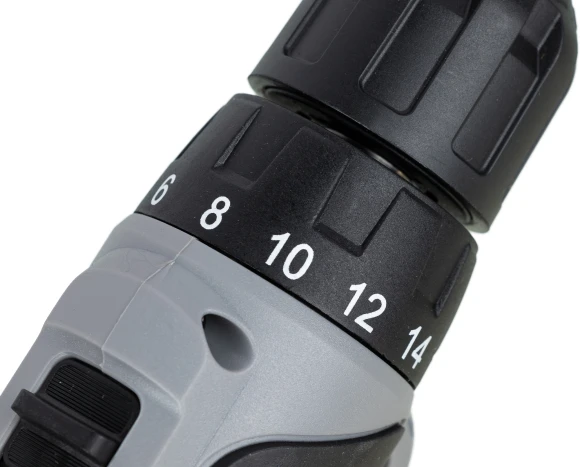 Дрель-шуруповерт Интерскол ДА-18ЭР аккум. патрон:быстрозажимной (436.2.2.20) Дрель-шуруповерт Интерскол ДА-18ЭР аккум. патрон:быстрозажимной (436.2.2.20)