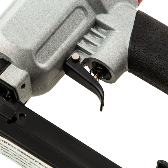 Пистолет степлер Matrix 57420 85л/мин черный/серебристый