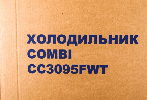 Холодильник Hyundai CC3095FWT 2-хкамерн. белый