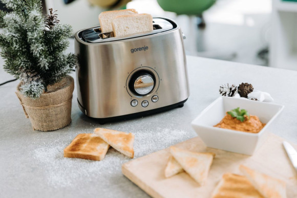 Тостер Gorenje T1000E 1000Вт серебристый/черный