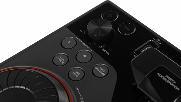 Минисистема LG XBOOM OL75DK черный 600Вт CD CDRW DVD DVDRW FM USB BT