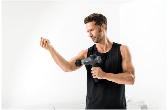 Массажер Beurer MG180 26Вт черный (644.23) Массажер Beurer MG180 26Вт черный (644.23)