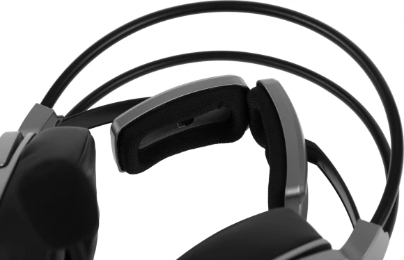 Наушники с микрофоном A4Tech Bloody G575 серый 2м мониторные USB оголовье (G575 USB/ GREY) Наушники с микрофоном A4Tech Bloody G575 серый 2м мониторные USB оголовье (G575 USB/ GREY)