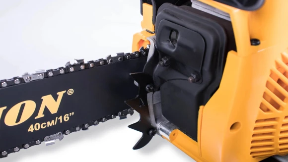 Бензопила Champion A237-16 1500Вт 2.04л.с. дл.шины:16" (40cm) Бензопила Champion A237-16 1500Вт 2.04л.с. дл.шины:16" (40cm)