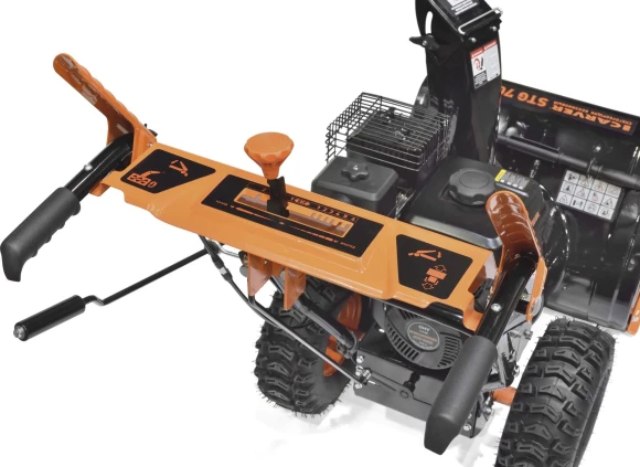 Снегоуборщик бензин. Carver STG 7056 7л.с.