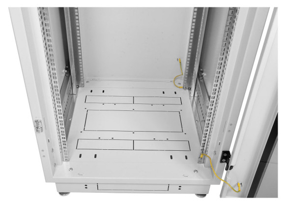 Шкаф серверный ЦМО (ШТК-М-42.6.10-1ААА-9005) напольный 42U 600x1000мм пер.дв.стекл задн.дв.стал.лист 2 бок.пан. направл.под закл.гайки 1010кг черный 855мм 133кг 180град. 2030мм IP20 Шкаф серверный ЦМО (ШТК-М-42.6.10-1ААА-9005) напольный 42U 600x1000мм пер.дв.стекл задн.дв.стал.лист 2 бок.пан. направл.под закл.гайки 1010кг черный 855мм 133кг 180град. 2030мм IP20