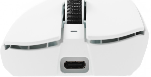 Мышь Razer DeathAdder V3 Pro белый оптическая 30000dpi беспров. USB-C 5but (RZ01-04630200-R3G1)