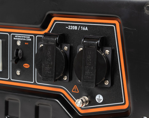 Генератор Carver PPG-3900A 3.2кВт