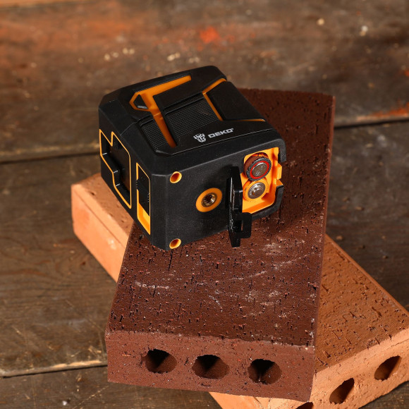 Уровень лазер. Deko DKLL11 2кл.лаз. цв.луч. красный 2луч. (065-0203)