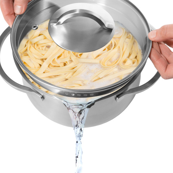 Кастрюля Polaris Solid-24C 6л. d=24см (с крышкой) серебристый (15135) Кастрюля Polaris Solid-24C 6л. d=24см (с крышкой) серебристый (15135)