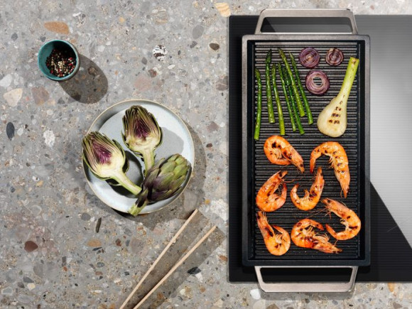 Индукционная варочная поверхность Electrolux EIV634 черный