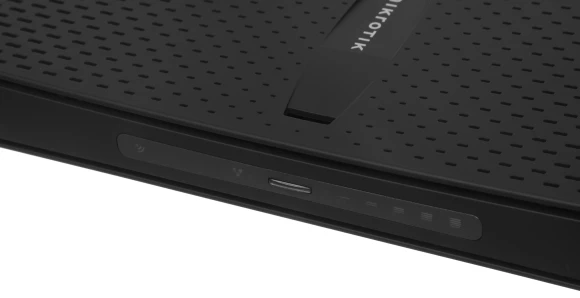 Роутер беспроводной MikroTik hAP ac3 (RBD53IG-5HACD2HND) AC1200 10/100/1000BASE-TX черный Роутер беспроводной MikroTik hAP ac3 (RBD53IG-5HACD2HND) AC1200 10/100/1000BASE-TX черный