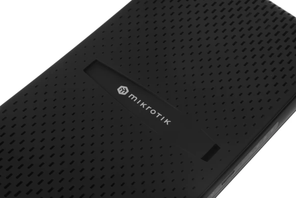 Роутер беспроводной MikroTik hAP ac3 (RBD53IG-5HACD2HND) AC1200 10/100/1000BASE-TX черный Роутер беспроводной MikroTik hAP ac3 (RBD53IG-5HACD2HND) AC1200 10/100/1000BASE-TX черный