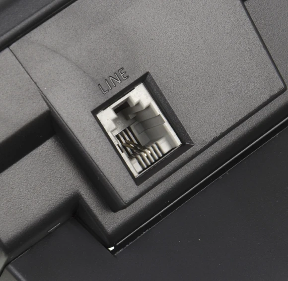 Телефон проводной Panasonic KX-TS2382RUB черный