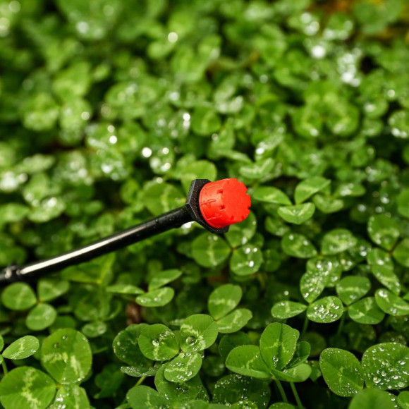 Дождеватель Deko DKI1 3/16" (в комп.:40 предметов) красный черный (065-0895)