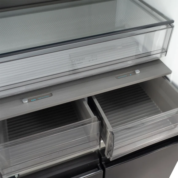 Холодильник Hyundai CM45043F 3-хкамерн. черная сталь Холодильник Hyundai CM45043F 3-хкамерн. черная сталь