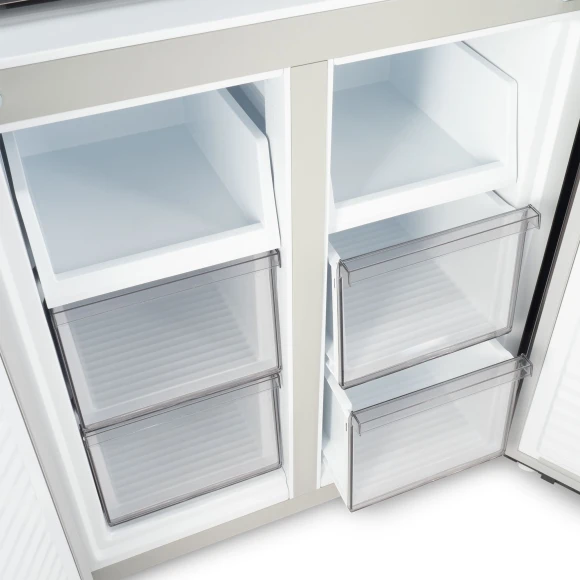 Холодильник Hyundai CM45043F 3-хкамерн. черная сталь Холодильник Hyundai CM45043F 3-хкамерн. черная сталь