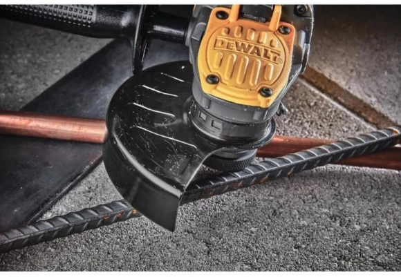 Углошлифовальная машина DeWalt DCG409NT-XJ 9000об/мин рез.шпин.:M14 d=125мм жестк.кейс