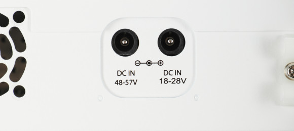 Коммутатор MikroTik CRS112-8P-4S-IN 8x1Гбит/с 4SFP 8PoE+ управляемый Коммутатор MikroTik CRS112-8P-4S-IN 8x1Гбит/с 4SFP 8PoE+ управляемый