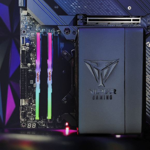 Память DDR5 2x16Gb 7400MHz Patriot PVVR532G740C36K Viper Venom RGB RTL Gaming PC5-59200 CL36 DIMM 288-pin 1.45В kit с радиатором Ret Память DDR5 2x16Gb 7400MHz Patriot PVVR532G740C36K Viper Venom RGB RTL Gaming PC5-59200 CL36 DIMM 288-pin 1.45В kit с радиатором Ret