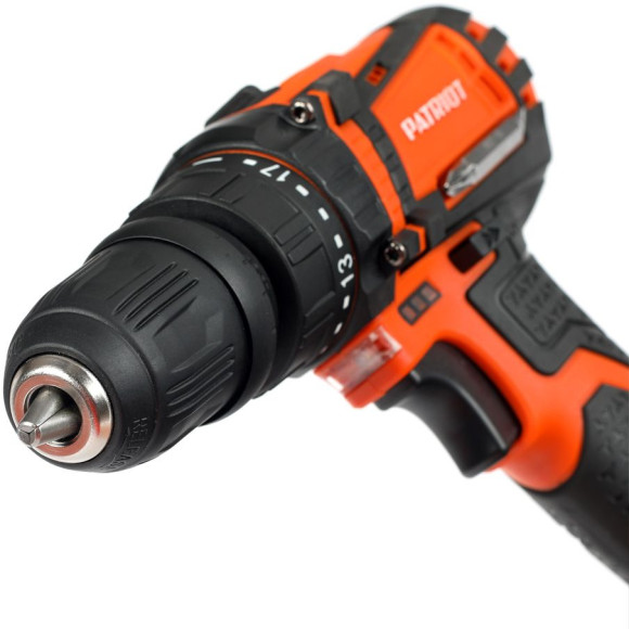 Дрель-шуруповерт Patriot BR 203UES аккум. патрон:быстрозажимной (кейс в комплекте) (180201203) Дрель-шуруповерт Patriot BR 203UES аккум. патрон:быстрозажимной (кейс в комплекте) (180201203)