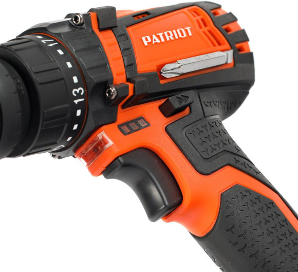 Дрель-шуруповерт Patriot BR 203UES аккум. патрон:быстрозажимной (кейс в комплекте) (180201203) Дрель-шуруповерт Patriot BR 203UES аккум. патрон:быстрозажимной (кейс в комплекте) (180201203)