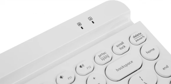 Клавиатура A4Tech Fstyler FBK30 белый USB беспроводная BT/Radio slim Multimedia (FBK30 WHITE) Клавиатура A4Tech Fstyler FBK30 белый USB беспроводная BT/Radio slim Multimedia (FBK30 WHITE)