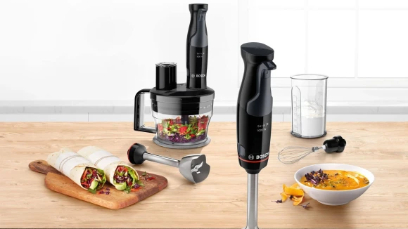 Блендер погружной Bosch MSM4B670 1000Вт черный Блендер погружной Bosch MSM4B670 1000Вт черный