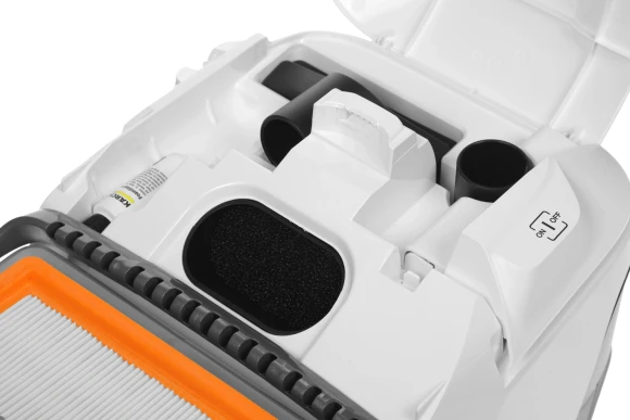 Пылесос Karcher DS 6 Plus 650Вт белый/черный