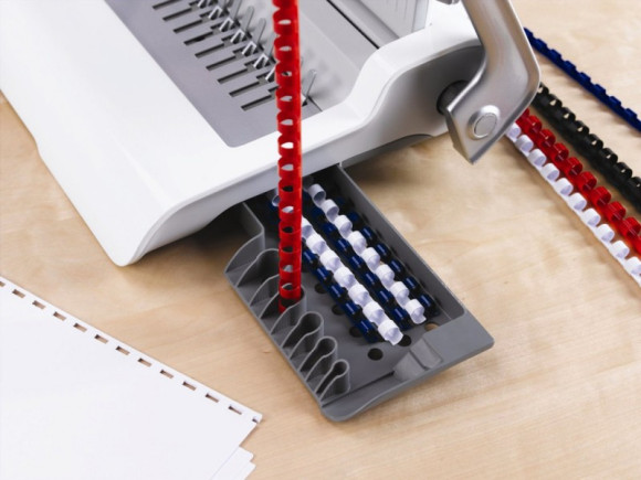 Переплетчик Fellowes STAR+ 150 (FS-56275) A4/перф.12л.сшив/макс.150л./пластик.пруж. (6-18мм) Переплетчик Fellowes STAR+ 150 (FS-56275) A4/перф.12л.сшив/макс.150л./пластик.пруж. (6-18мм)