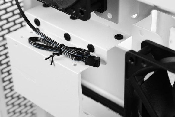 Корпус Thermaltake The Tower 500 белый без БП E-ATX 9x120mm 3x140mm 4xUSB3.0 audio bott PSU Корпус Thermaltake The Tower 500 белый без БП E-ATX 9x120mm 3x140mm 4xUSB3.0 audio bott PSU