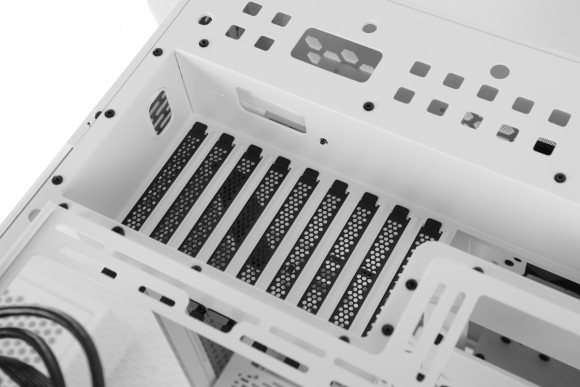 Корпус Thermaltake The Tower 500 белый без БП E-ATX 9x120mm 3x140mm 4xUSB3.0 audio bott PSU Корпус Thermaltake The Tower 500 белый без БП E-ATX 9x120mm 3x140mm 4xUSB3.0 audio bott PSU