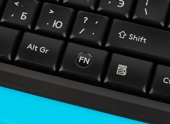 Клавиатура + мышь A4Tech Fstyler FG1010 клав:черный/синий мышь:черный/синий USB беспроводная Multimedia (FG1010 BLUE)