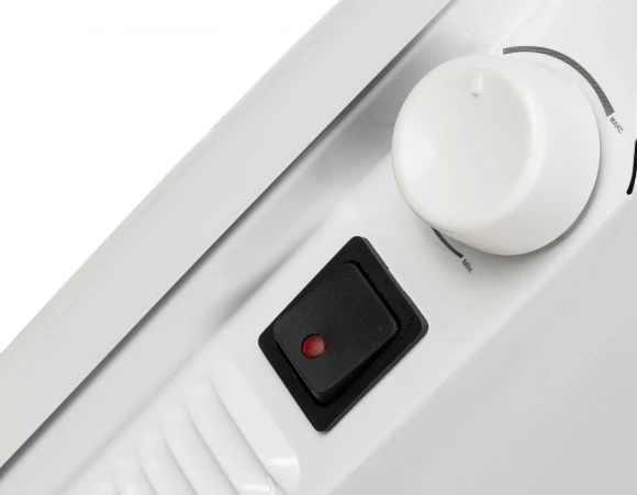 Конвектор SunWind SCH5110 1000Вт белый