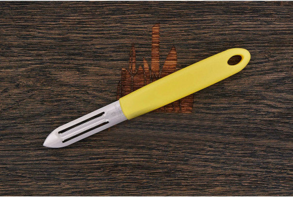 Овощечистка для овощей и фруктов Victorinox Swiss Classic желтый упак.:защита лезвия (7.6077.8) Овощечистка для овощей и фруктов Victorinox Swiss Classic желтый упак.:защита лезвия (7.6077.8)