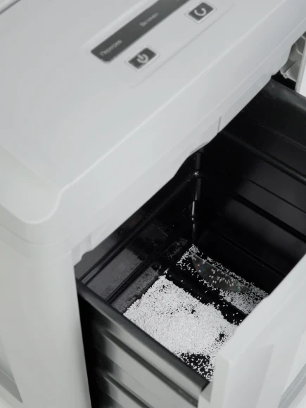 Шредер Heleos УП26-7 серый (секр.P-7) фрагменты 5лист. 26лтр. пл.карты CD Шредер Heleos УП26-7 серый (секр.P-7) фрагменты 5лист. 26лтр. пл.карты CD