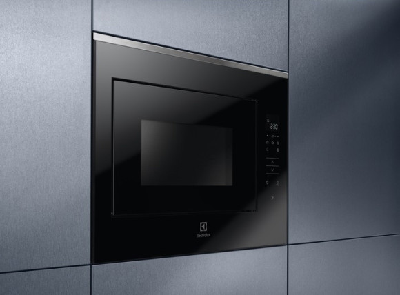 Микроволновая печь Electrolux KMFE264TEX 26л. 900Вт черный/нержавеющая сталь (встраиваемая) Микроволновая печь Electrolux KMFE264TEX 26л. 900Вт черный/нержавеющая сталь (встраиваемая)