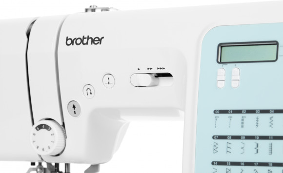 Швейная машина Brother FS40S белый/голубой