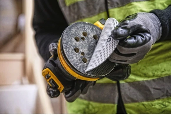 Эксцентриковая шлифмашина DeWalt DCW210N D125мм аккум. (DCW210N-XJ) Эксцентриковая шлифмашина DeWalt DCW210N D125мм аккум. (DCW210N-XJ)