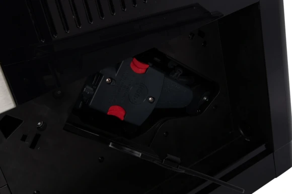 Кофемашина Delonghi Primadonna Soul ECAM610.74.MB 1450Вт черный/серебристый