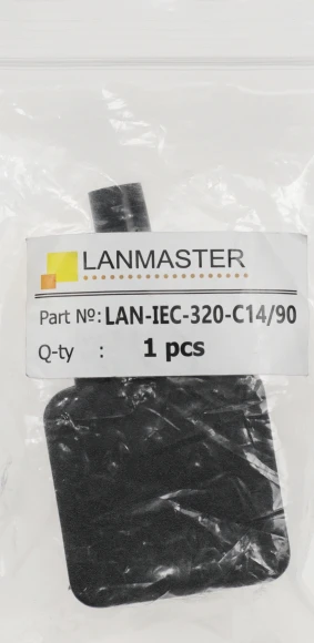 Вилка Lanmaster LAN-IEC-320-C14/90 угловая